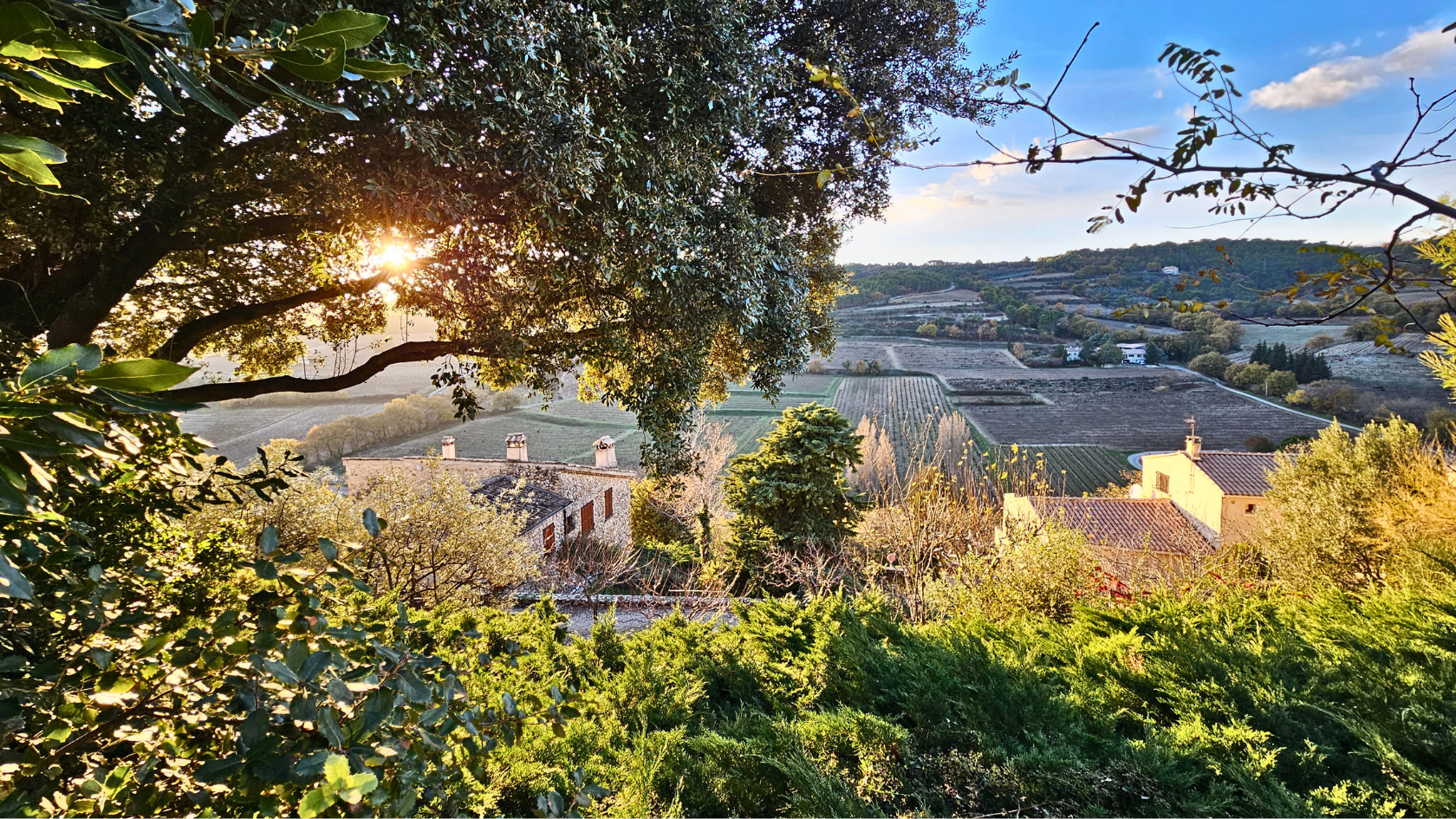 Protégé : Une escale d’hiver à Vinsobres, au coucher du soleil, dans la Drôme Provençale