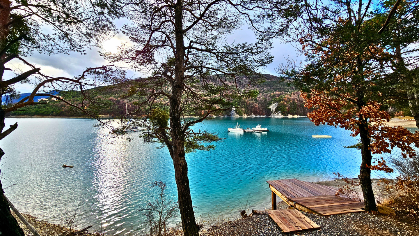 Le Niveau du Lac de Serre-Ponçon démarre 2024 à un niveau bien haut pour la saison (775 mètres NGF)