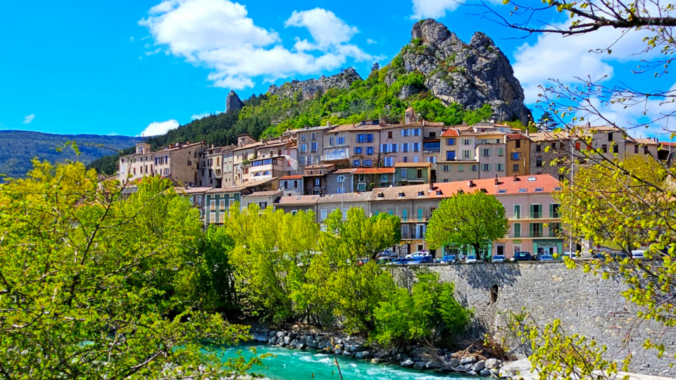 17 villages bucoliques à explorer autour de Gap et Serre Ponçon hors saison