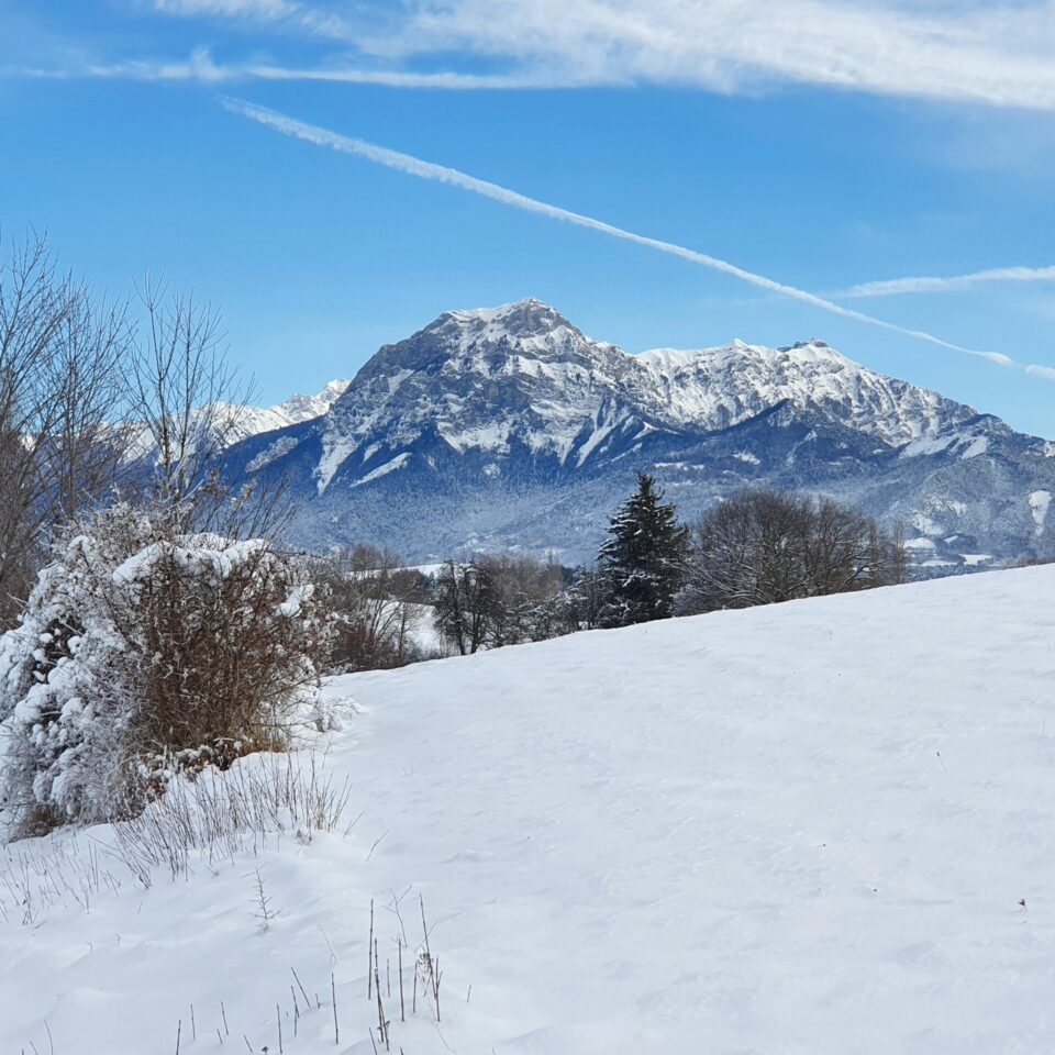 Neige ou Soleil ? Les Tendances Météo des Alpes pour les Fêtes de Fin d’Année (et il y a des surprises)