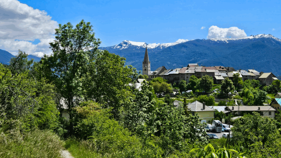 Les sentiers enchantés des genévriers à Saint Crépin