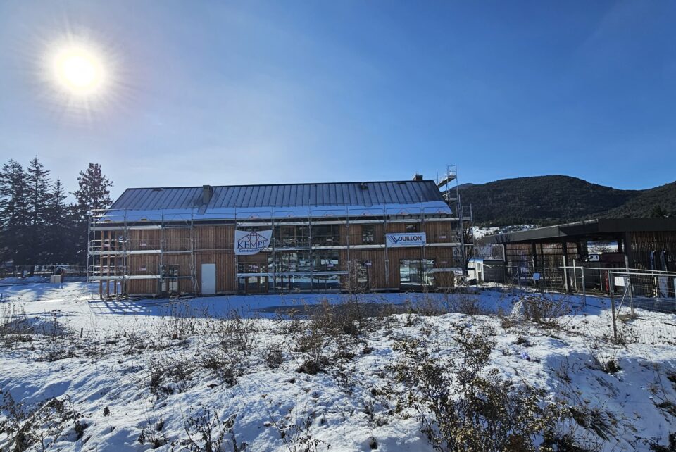 Nouveau à Chorges : l&rsquo;ouverture de l&rsquo;Office du Tourisme Intercommunal (et de nouveaux commerces) prévue d&rsquo;ici l&rsquo;été 2026